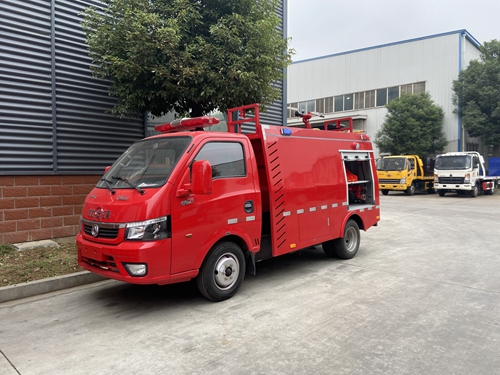 國(guó)六東風(fēng)途逸小型消防車(chē)  1噸小型消防車(chē)  廠家直銷(xiāo)